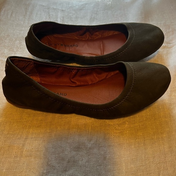 Lucky Brand Emmie ballet flats. Size 8.5. deep forest green in color. - Picture 1 of 5